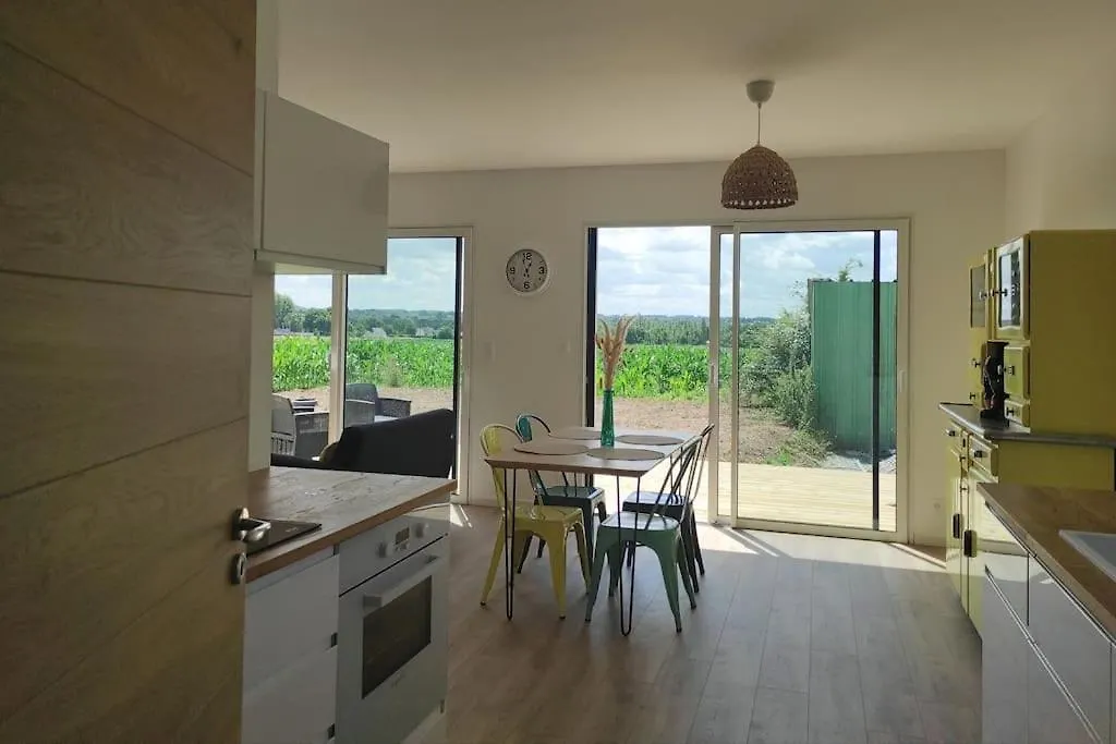 Holiday home Maison Neuve De Plain-Pied Villa Pipriac